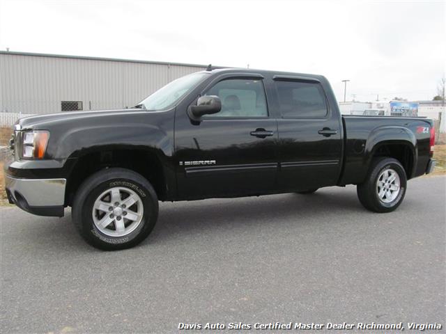 2007 GMC Sierra 1500 SLT Z71 4X4 Crew Cab Short Bed