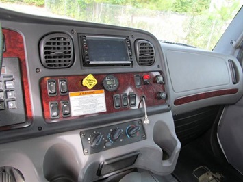 2006 Freightliner M2 (SOLD)   - Photo 26 - North Chesterfield, VA 23237