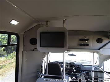 2012 Ford E-450 Super Duty AeroTech DRW Shuttle Bus Transport 15 Passenger   - Photo 18 - North Chesterfield, VA 23237