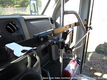 2012 Ford E-450 Super Duty AeroTech DRW Shuttle Bus Transport 15 Passenger   - Photo 16 - North Chesterfield, VA 23237