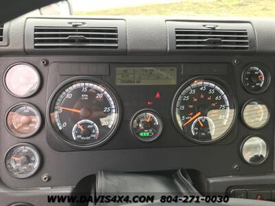 2015 Freightliner Cascadia Cab Tandem Axle Tractor With A DD 15 Diesel Engine   - Photo 26 - North Chesterfield, VA 23237