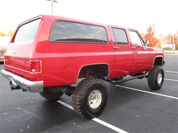 1985 Chevrolet Suburban K10 (SOLD)   - Photo 4 - North Chesterfield, VA 23237