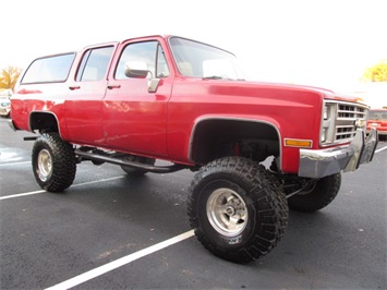 1985 Chevrolet Suburban K10 (SOLD)   - Photo 2 - North Chesterfield, VA 23237