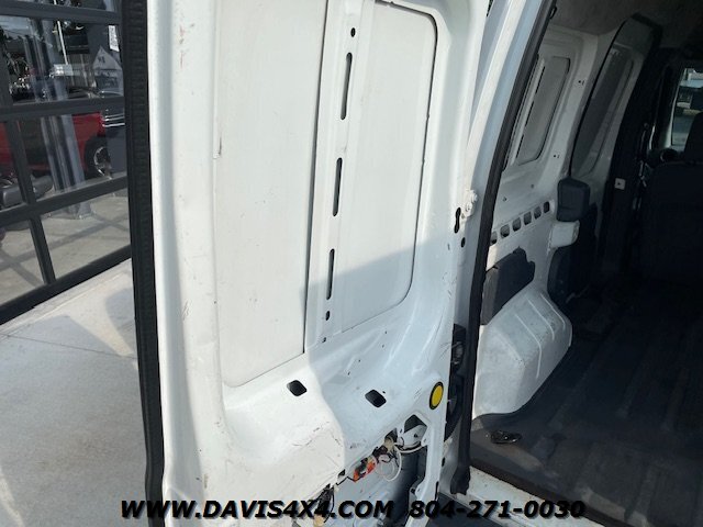 2012 Ford Transit Connect Cargo Van XLT - Photo 20 - North Chesterfield, VA 23237