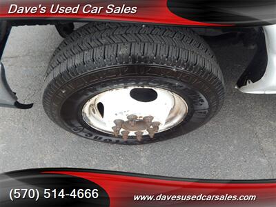 2012 Ford E-350 SD   - Photo 9 - Wyoming, PA 18644