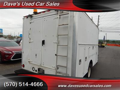 2012 Ford E-350 SD   - Photo 23 - Wyoming, PA 18644