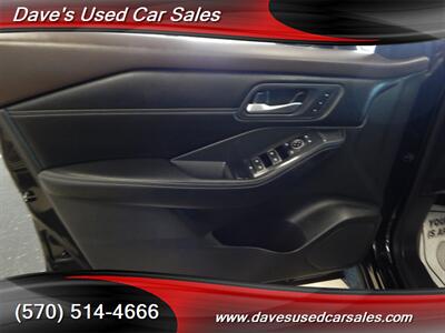 2023 Nissan Rogue SL   - Photo 11 - Wyoming, PA 18644