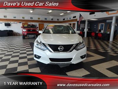 2017 Nissan Altima 2.5 SV   - Photo 2 - Wyoming, PA 18644