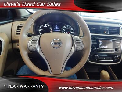 2017 Nissan Altima 2.5 SV   - Photo 16 - Wyoming, PA 18644