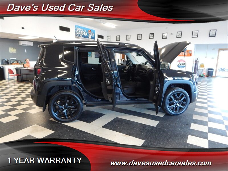2016 Jeep Renegade Latitude North Edition photo 24