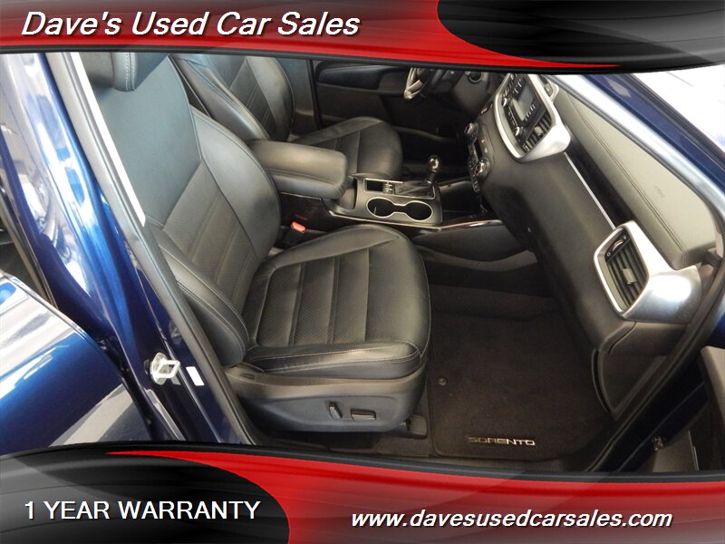 2016 Kia Sorento EX photo 29