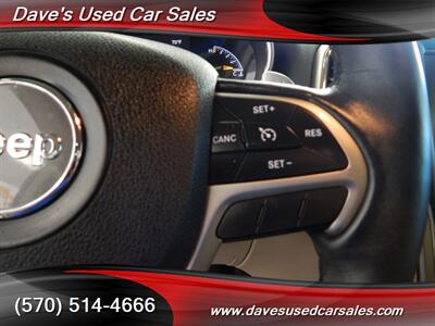 2017 Jeep Grand Cherokee Limited   - Photo 15 - Wyoming, PA 18644