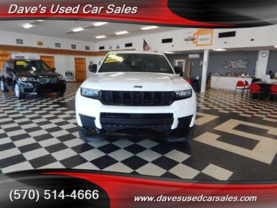 2023 Jeep Grand Cherokee L Altitude   - Photo 2 - Wyoming, PA 18644