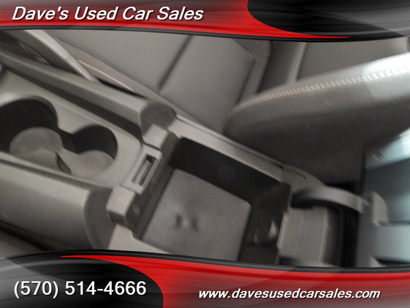 2012 Chevrolet Camaro LT   - Photo 18 - Wyoming, PA 18644