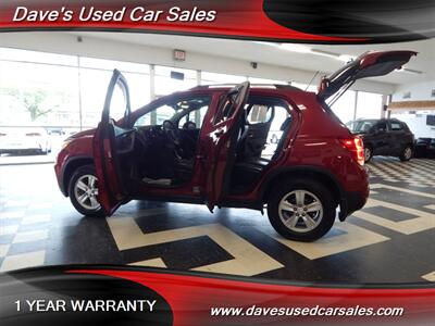 2019 Chevrolet Trax LT   - Photo 23 - Wyoming, PA 18644