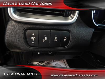 2016 Kia Sorento SX V6   - Photo 10 - Wyoming, PA 18644
