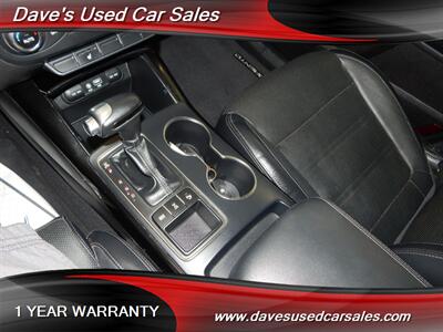 2016 Kia Sorento SX V6   - Photo 18 - Wyoming, PA 18644