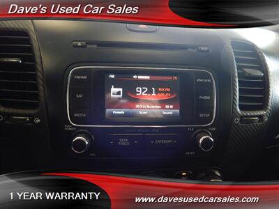 2014 Kia Forte5 EX   - Photo 11 - Wyoming, PA 18644
