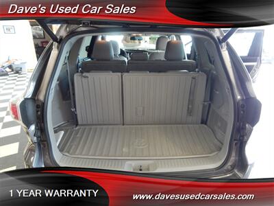 2016 Toyota Highlander XLE   - Photo 30 - Wyoming, PA 18644