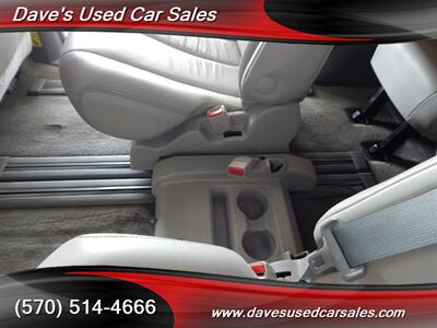 2014 Toyota Sienna XLE 8-Passenger   - Photo 33 - Wyoming, PA 18644