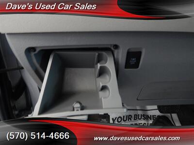2014 Toyota Sienna XLE 8-Passenger   - Photo 12 - Wyoming, PA 18644