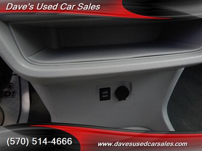 2014 Toyota Sienna XLE 8-Passenger   - Photo 23 - Wyoming, PA 18644