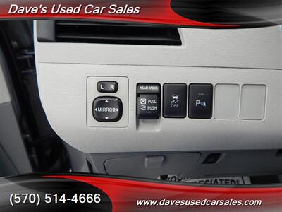 2014 Toyota Sienna XLE 8-Passenger   - Photo 11 - Wyoming, PA 18644