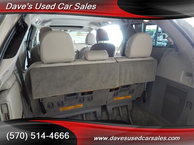2014 Toyota Sienna XLE 8-Passenger   - Photo 35 - Wyoming, PA 18644