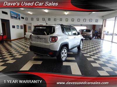 2017 Jeep Renegade Limited   - Photo 5 - Wyoming, PA 18644