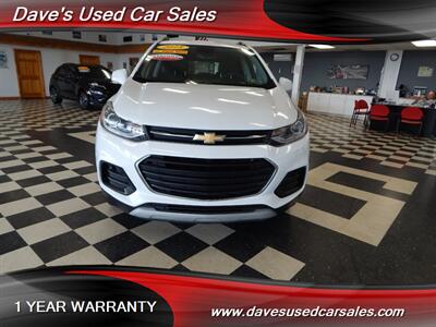 2018 Chevrolet Trax LT   - Photo 2 - Wyoming, PA 18644