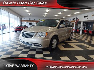 2015 Chrysler Town and Country Touring Minivan