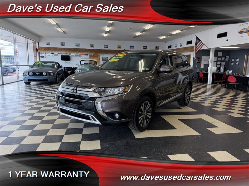 2019 Mitsubishi Outlander SE  