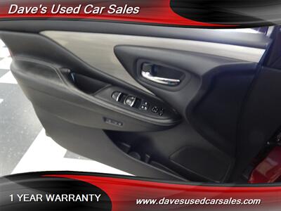2015 Nissan Murano Platinum   - Photo 23 - Wyoming, PA 18644