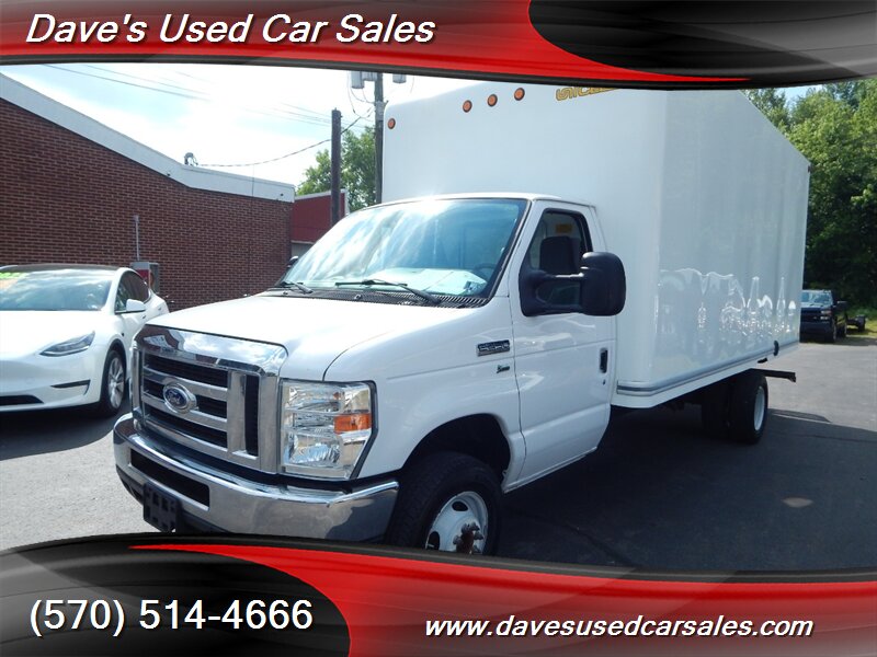 2016 Ford E-Series Van VAN  16 ft box truck