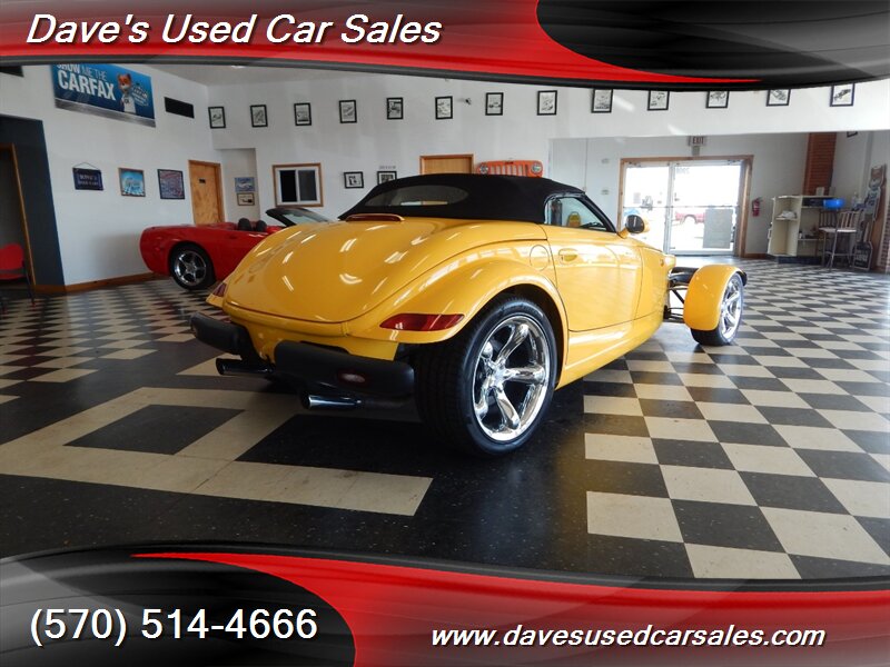 2002 Chrysler Prowler   - Photo 5 - Wyoming, PA 18644