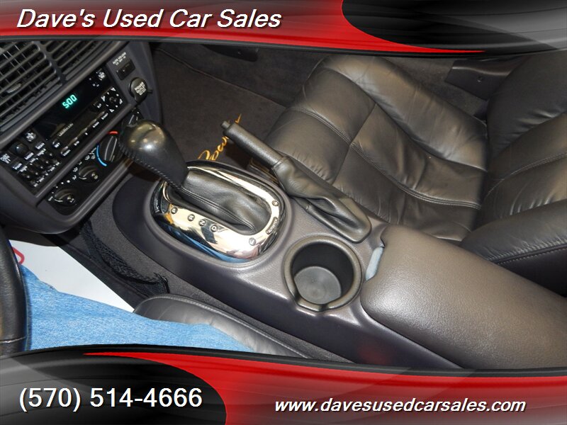 2002 Chrysler Prowler   - Photo 20 - Wyoming, PA 18644