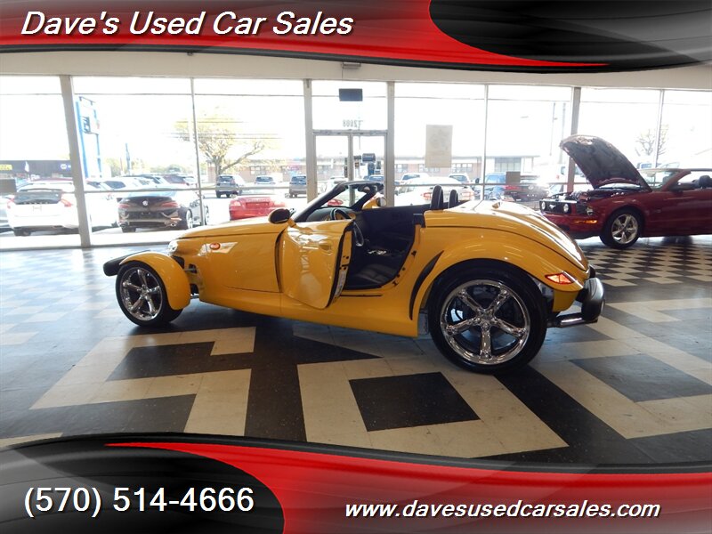 2002 Chrysler Prowler   - Photo 26 - Wyoming, PA 18644
