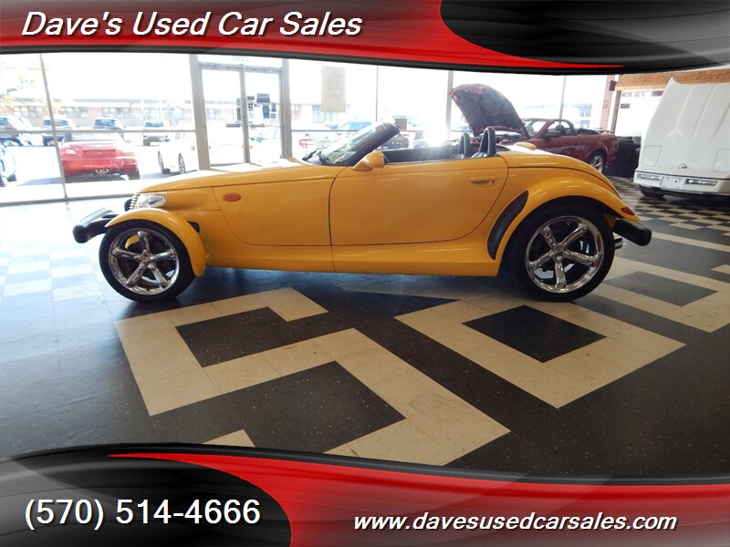 2002 Chrysler Prowler   - Photo 16 - Wyoming, PA 18644