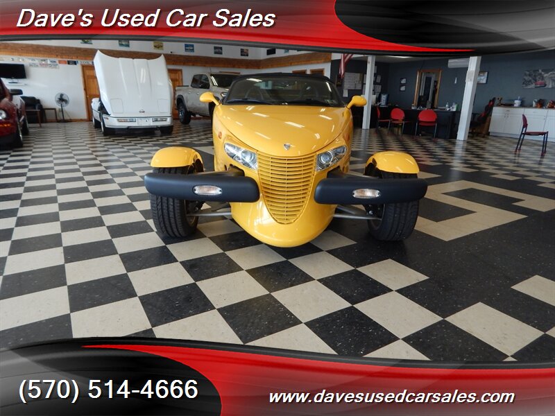 2002 Chrysler Prowler   - Photo 2 - Wyoming, PA 18644