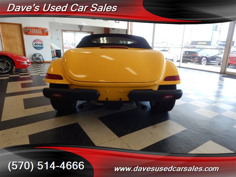 2002 Chrysler Prowler   - Photo 6 - Wyoming, PA 18644