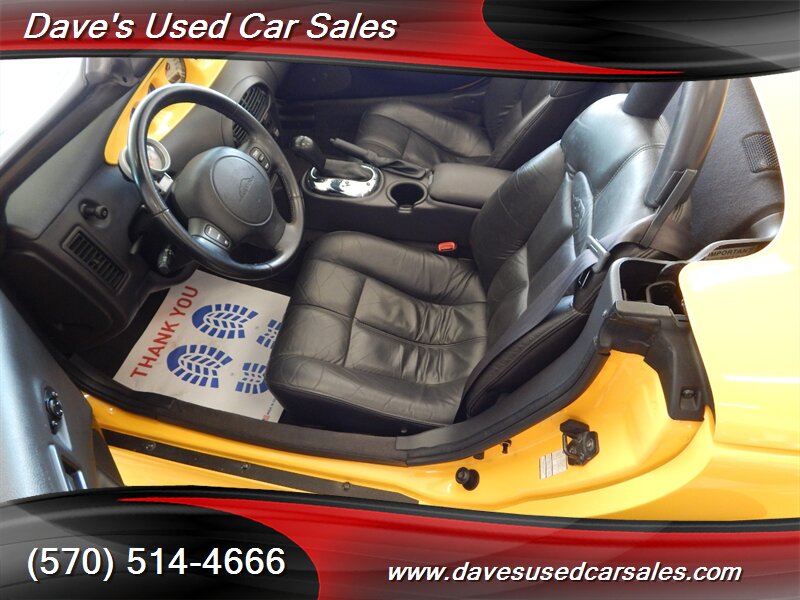 2002 Chrysler Prowler   - Photo 25 - Wyoming, PA 18644