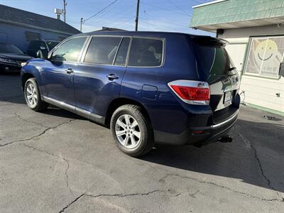2013 Toyota Highlander 4WD V6 - Photo 5 - Roy, UT 84067