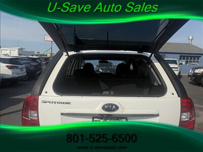 2010 Kia Sportage LX   - Photo 12 - Roy, UT 84067