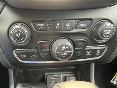 2017 Jeep Cherokee Latitude   - Photo 7 - Roy, UT 84067