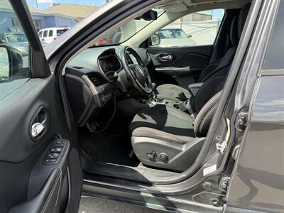 2017 Jeep Cherokee Latitude   - Photo 16 - Roy, UT 84067