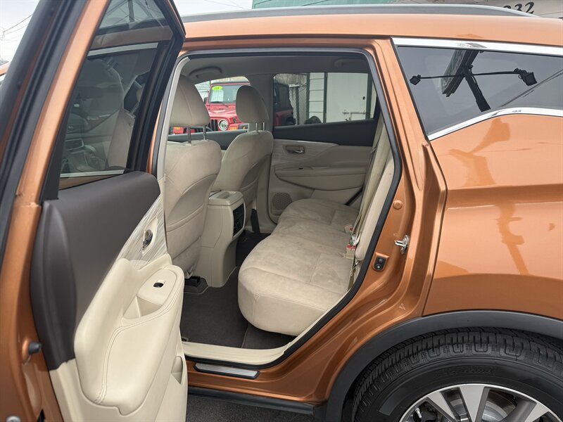 2016 Nissan Murano SV - Photo 14 - Roy, UT 84067