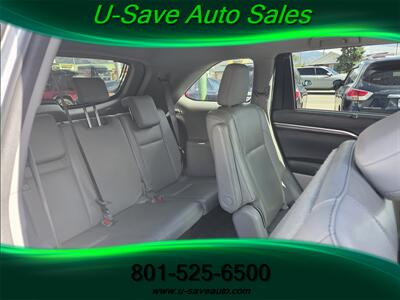 2016 Toyota Highlander Limited Platinum   - Photo 10 - Roy, UT 84067