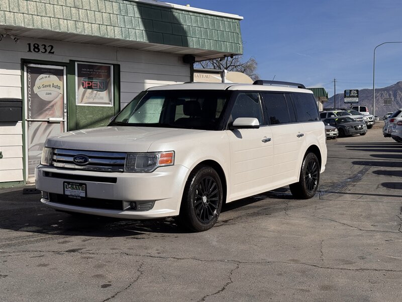 2009 Ford Flex SEL   - Photo 1 - Roy, UT 84067
