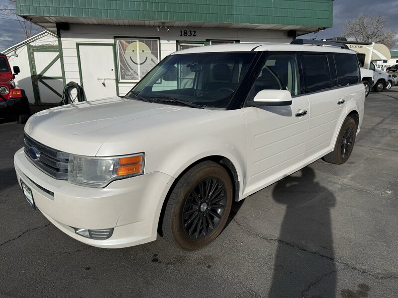 2009 Ford Flex SEL - Photo 3 - Roy, UT 84067