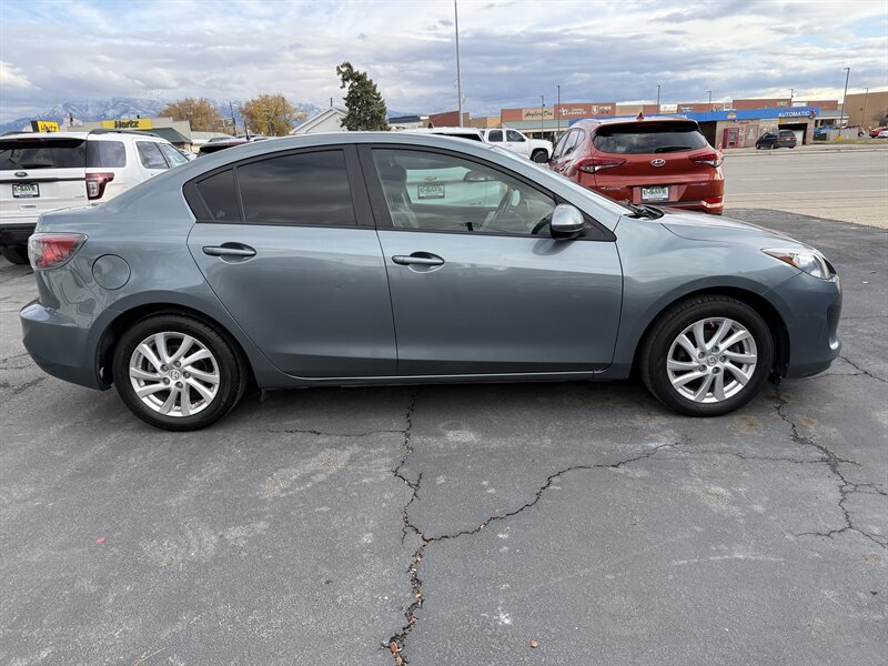 2012 Mazda Mazda3 i Grand Touring - Photo 7 - Roy, UT 84067